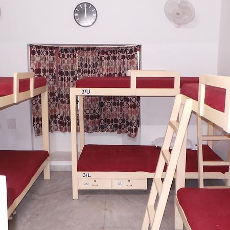 Elements Hostel Chennai Eksteriør bilde